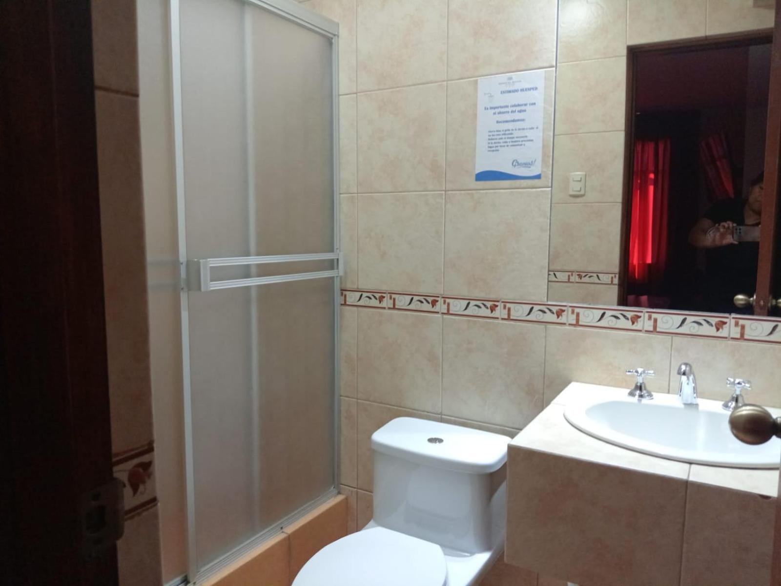 Hostal Bond Huaraz  Exterior foto